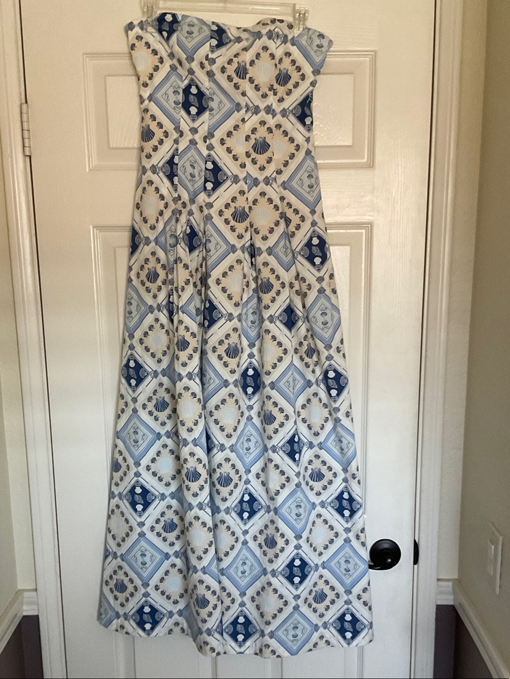 7 For All Mankind Strapless Maxi Dress-Blue & Cream Geometric/Shell Print-Small - Picture 2 of 9